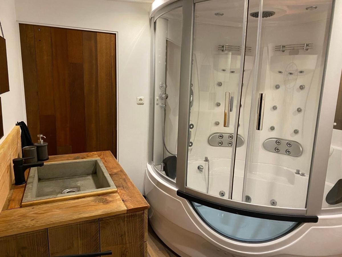 Апартаменты Nette Fijne 2 Persoons Studio Met Jacuzzi " De Toffe Peer " Hank Экстерьер фото